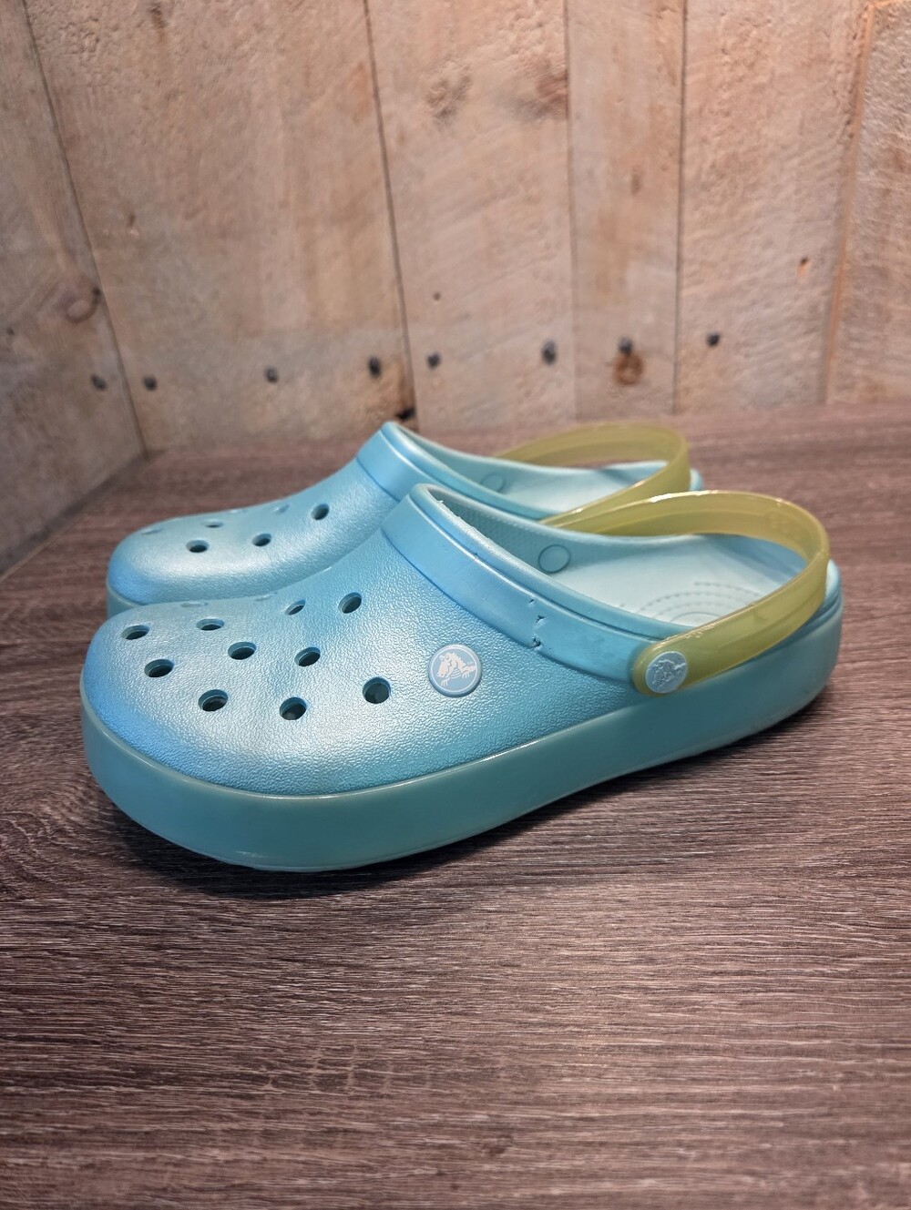 Crocs Crocband Ice Pop Clogs Ice Blue/Green RARE Fun Unique Color Size 7M 9W - Picture 5 of 9